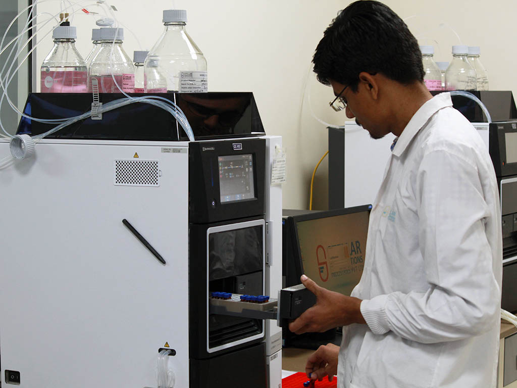 High Performace Liquid Chromatography (HPLC) Instruments